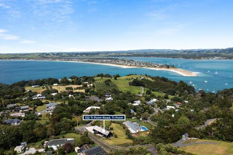 Photo of property in 132 Ti Point Road, Ti Point, Warkworth, 0985