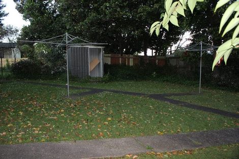 Photo of property in 2/23 Tahi Terrace, Glen Eden, Auckland, 0602
