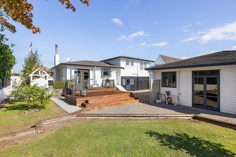 Photo of property in 166 Sandwich Road, St Andrews, Hamilton, 3200