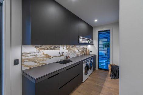 Photo of property in 296 Kitchener Road, Pukekohe, 2120