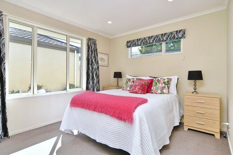 Photo of property in 2/93 Opawa Road, Opawa, Christchurch, 8023
