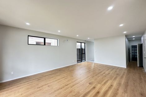 Photo of property in 14 Yellow Pear Lane, Karaka, 2578