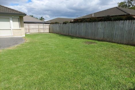 Photo of property in 6 Magee Place, East Tamaki Heights, Auckland, 2016