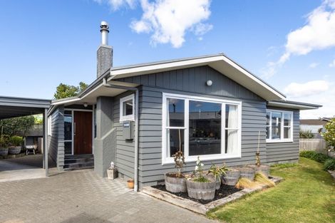 Photo of property in 4 Holyrood Street, Taradale, Napier, 4112