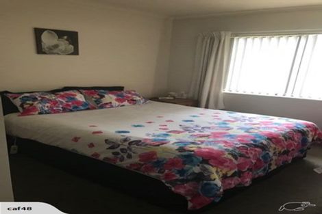 Photo of property in 16 Weka Road, Raumati Beach, Paraparaumu, 5032