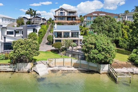 Photo of property in 26 Crispe Road, Clarks Beach, 2122