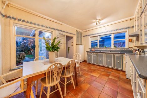 Photo of property in 35 Ropata Crescent, Boulcott, Lower Hutt, 5010