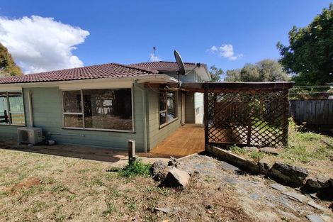 Photo of property in 27 Burndale Terrace, Manurewa, Auckland, 2102