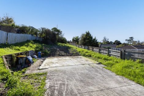 Photo of property in 16 Millstream Drive, Henderson, Auckland, 0610
