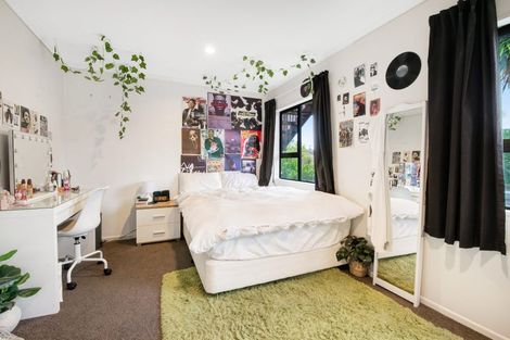 Photo of property in 43 Langton Road, Stanmore Bay, Whangaparaoa, 0932