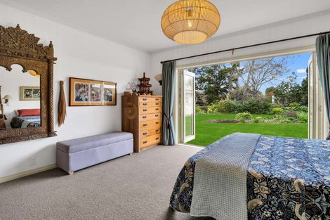 Photo of property in 16 Tregarth Street, Saint Johns Hill, Whanganui, 4501