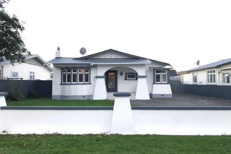 Photo of property in 31 Hardy Street, Waterloo, Lower Hutt, 5011