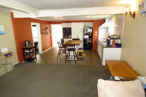 Photo of property in 5 Fonblanque Street, Westport, 7825