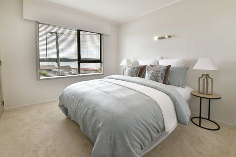 Photo of property in 18 Melandra Road, Stanmore Bay, Whangaparaoa, 0932
