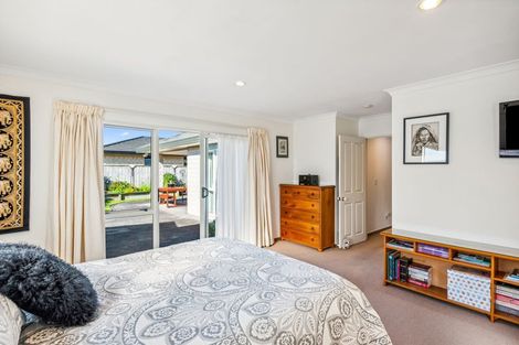 Photo of property in 194 Milne Drive, Paraparaumu, 5032