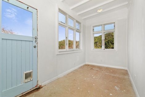 Photo of property in 8 Mount Cecil Road, Moonshine Valley, Porirua, 5381
