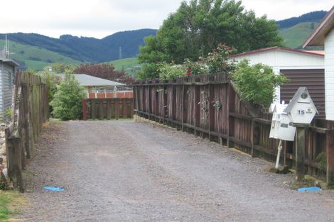 Photo of property in 13 Mcdonald Place, Paeroa, 3600