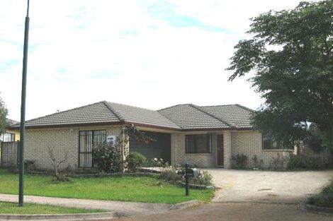 Photo of property in 12 Russett Grove, Henderson, Auckland, 0612