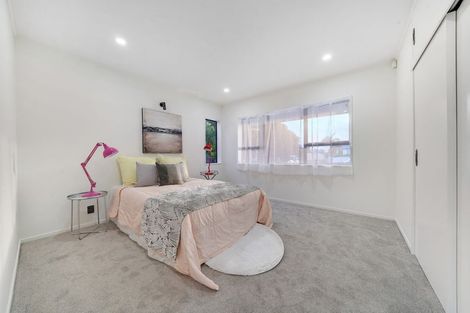 Photo of property in 1/554 Weymouth Road, Weymouth, Auckland, 2103