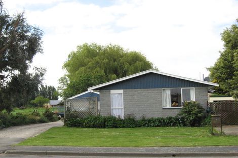 Photo of property in 8 Kynnersley Street, Kaiapoi, 7630
