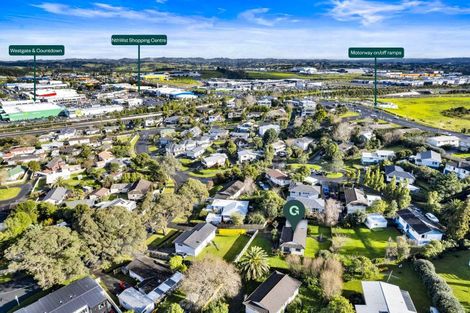 Photo of property in 16 St Catherine Crescent, West Harbour, Auckland, 0618