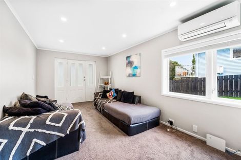 Photo of property in 3/19 Bishopgate Street, Birkdale, Auckland, 0626