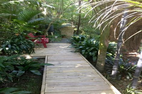 Photo of property in 567 South Titirangi Road, Titirangi, Auckland, 0604