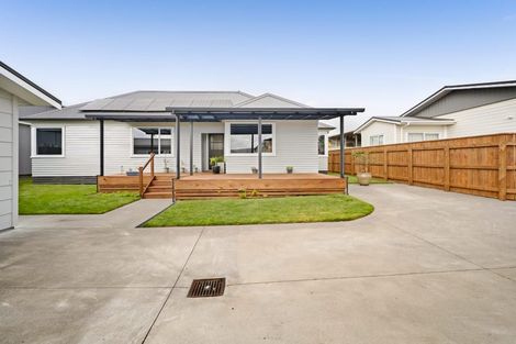 Photo of property in 13a Cutfield Street, Inglewood, 4330