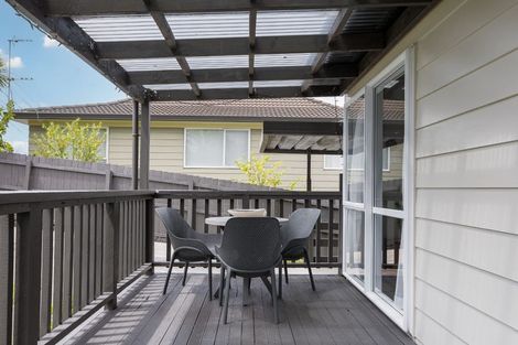 Photo of property in 55 Triangle Road, Massey, Auckland, 0614