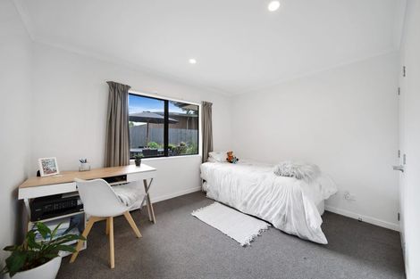 Photo of property in 17a Callis Avenue, Opaheke, Papakura, 2113