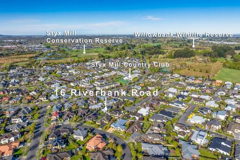 Photo of property in 16 Riverbank Road, Northwood, Christchurch, 8051