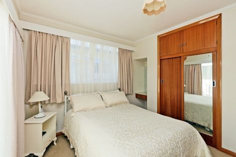 Photo of property in 10 North Terrace, Westshore, Napier, 4110