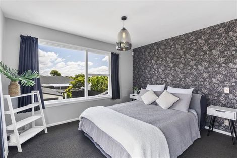 Photo of property in 8 Mappleton Avenue, Burnside, Christchurch, 8053