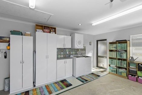 Photo of property in 41 Evergreen Crescent, Trentham, Upper Hutt, 5018