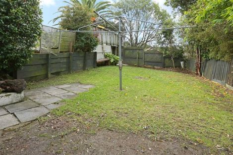 Photo of property in 20 Fitzwater Place, Henderson, Auckland, 0612