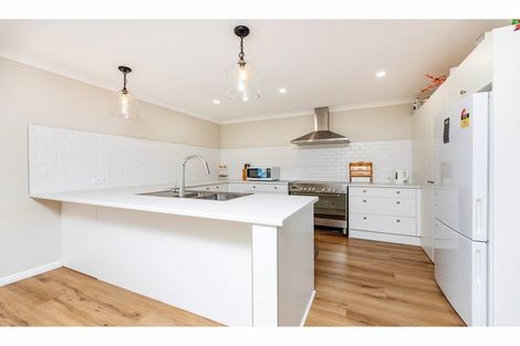 Photo of property in 7 Hickmott Street, Rangiora, 7400