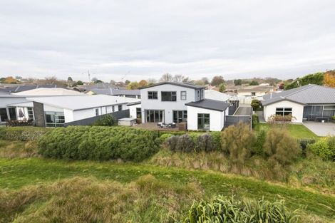 Photo of property in 6 Kilkivan Lane, Broomfield, Christchurch, 8042
