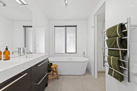 Photo of property in 16a Hall Street, Cambridge, 3434