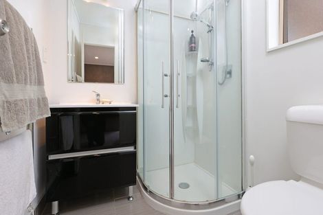 Photo of property in 3 San Antonio Way, Henderson, Auckland, 0612