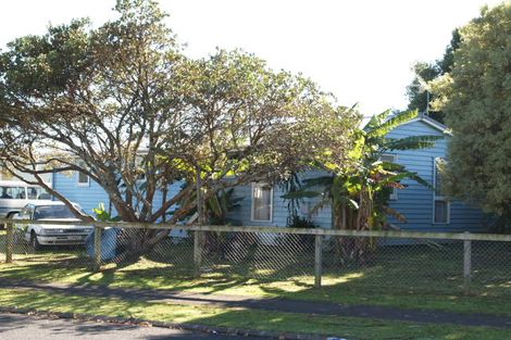 Photo of property in 11 Lavinia Crescent, Mangere East, Auckland, 2024
