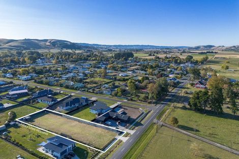 Photo of property in White Road, Otane, 4202