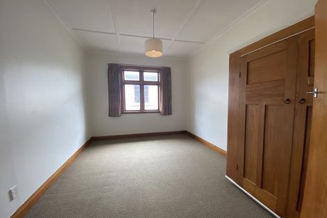 Photo of property in 64 Freyberg Street, Lyall Bay, Wellington, 6022