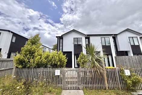 Photo of property in 1/28 Smythe Road, Henderson, Auckland, 0612