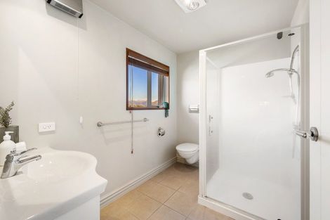 Photo of property in 10 Lismore Street, Wanaka, 9305