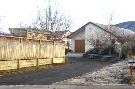Photo of property in 23 Shanahan Lane, Arrowtown, 9302