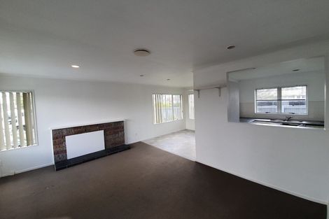 Photo of property in 110 Gloucester Road, Manurewa, Auckland, 2102