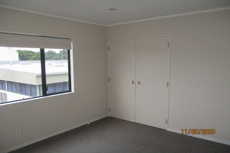 Photo of property in 6/7 Raroa Road, Hutt Central, Lower Hutt, 5010