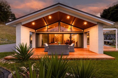 Photo of property in 26 Rochfort Road, Havelock North, 4130