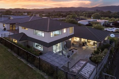 Photo of property in 32 Noble Johnston Drive, Katikati, 3129