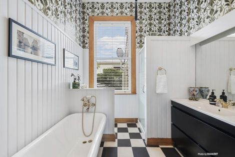 Photo of property in 50 Overtoun Terrace, Hataitai, Wellington, 6021